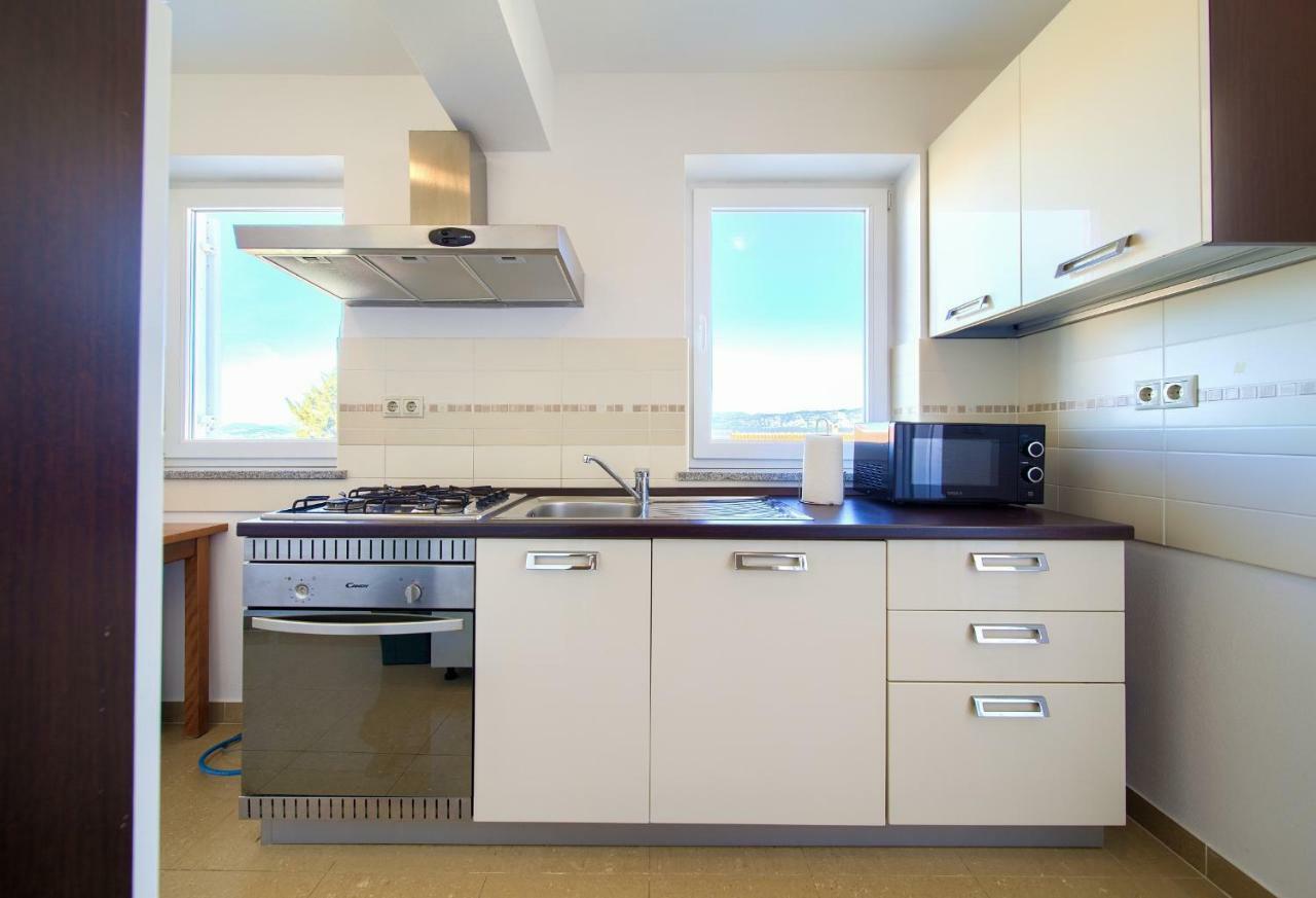 Vijon Apartment Njivice Ngoại thất bức ảnh