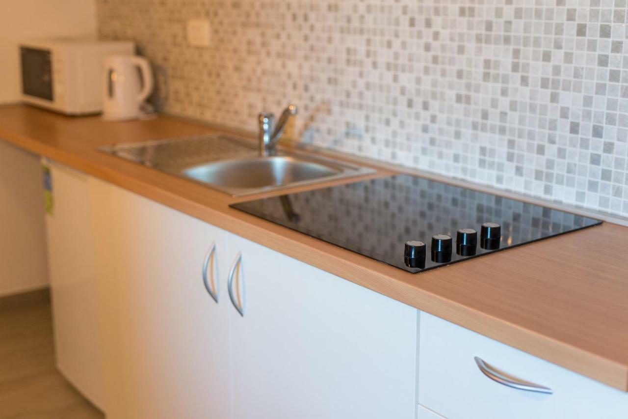 Vijon Apartment Njivice Ngoại thất bức ảnh