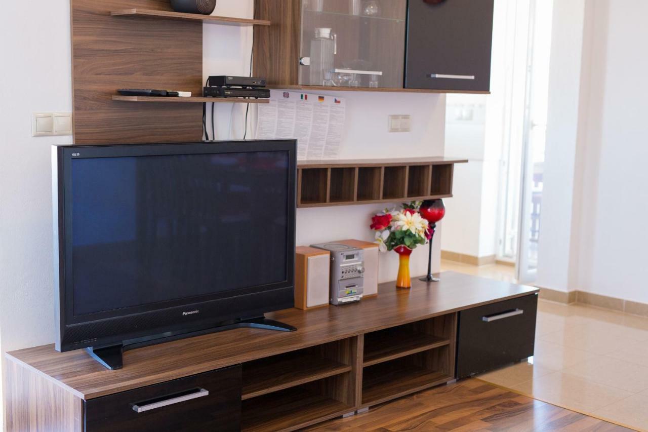 Vijon Apartment Njivice Ngoại thất bức ảnh